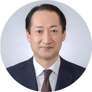 山本 寛 氏